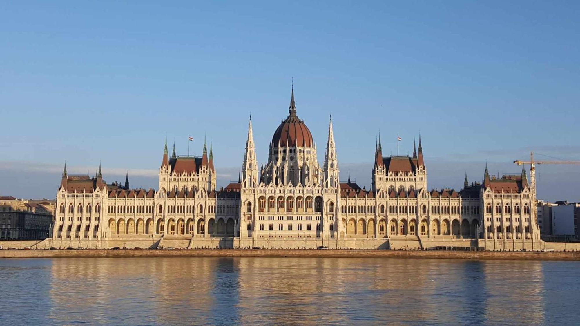 T & E Apartment Budapest Luaran gambar